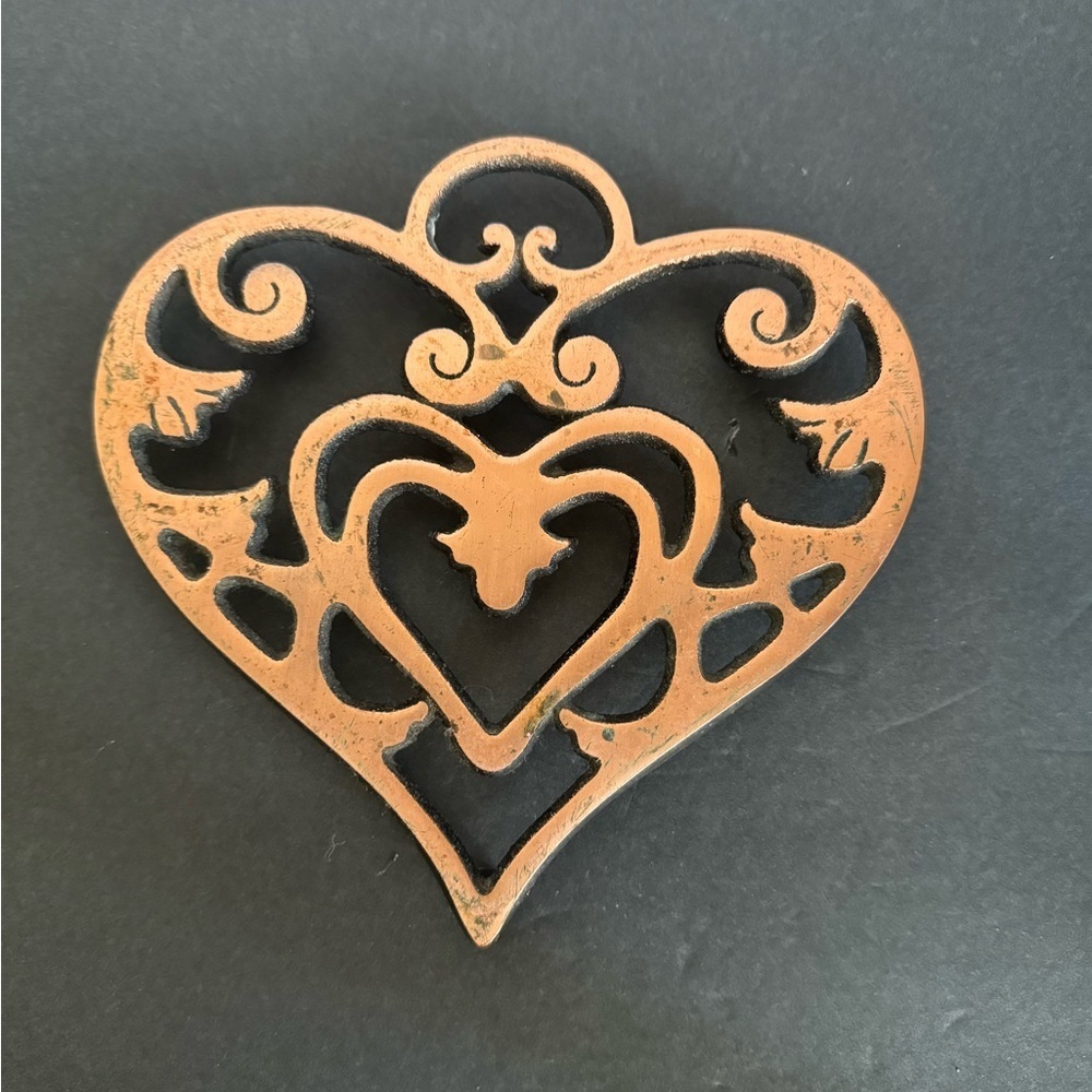Pampered Chef Round Up From the Heart Copper Cast Iron Trivet 2006